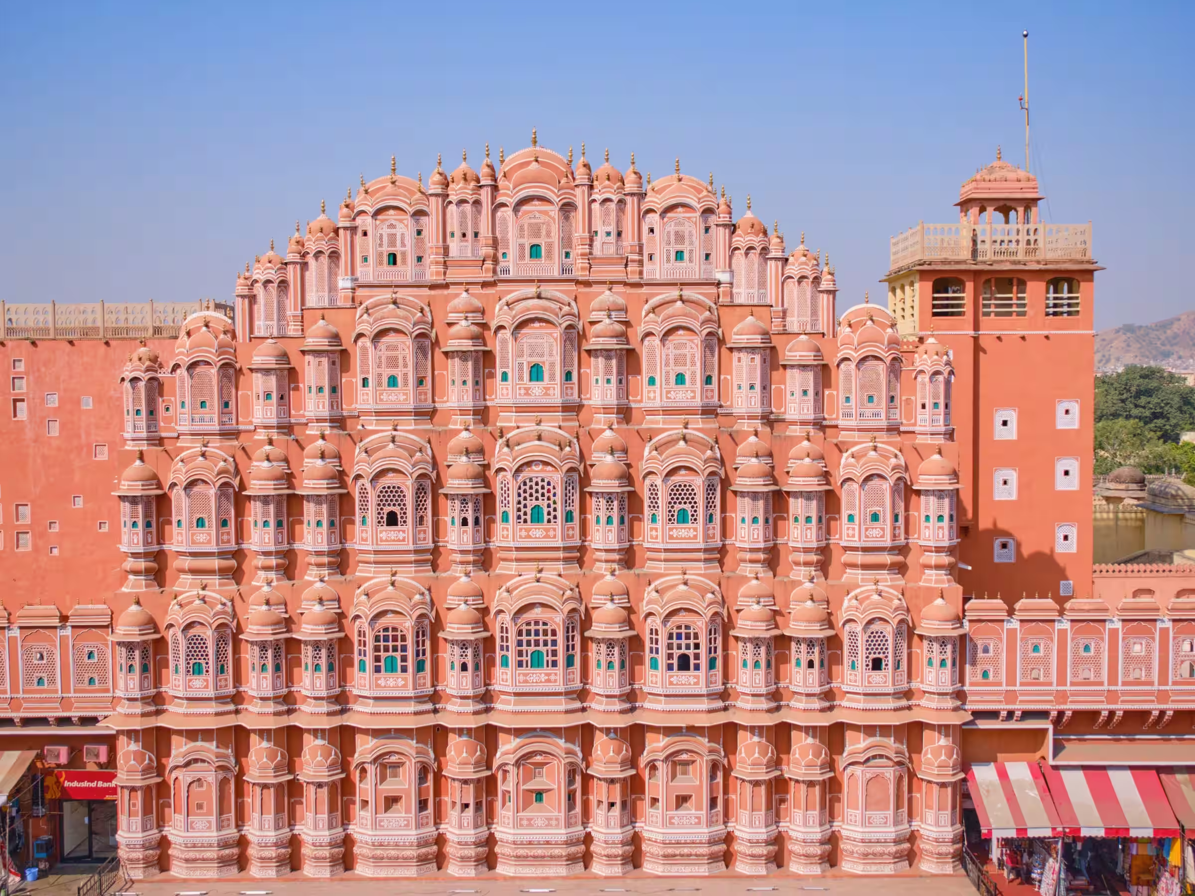 The Hawa Mahal palace in Jaipur, India